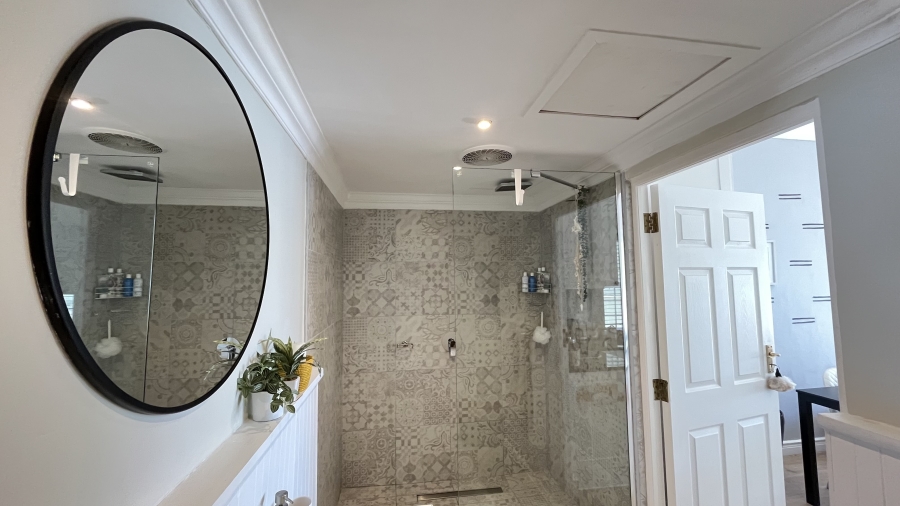 4 Bedroom Property for Sale in Simons Kloof Western Cape